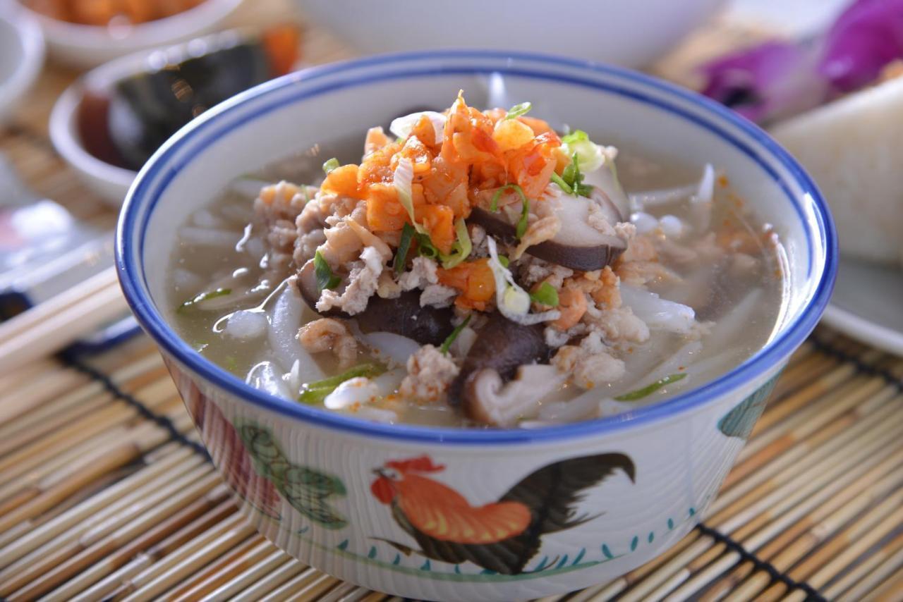 Отель Ease Tsuen Wan