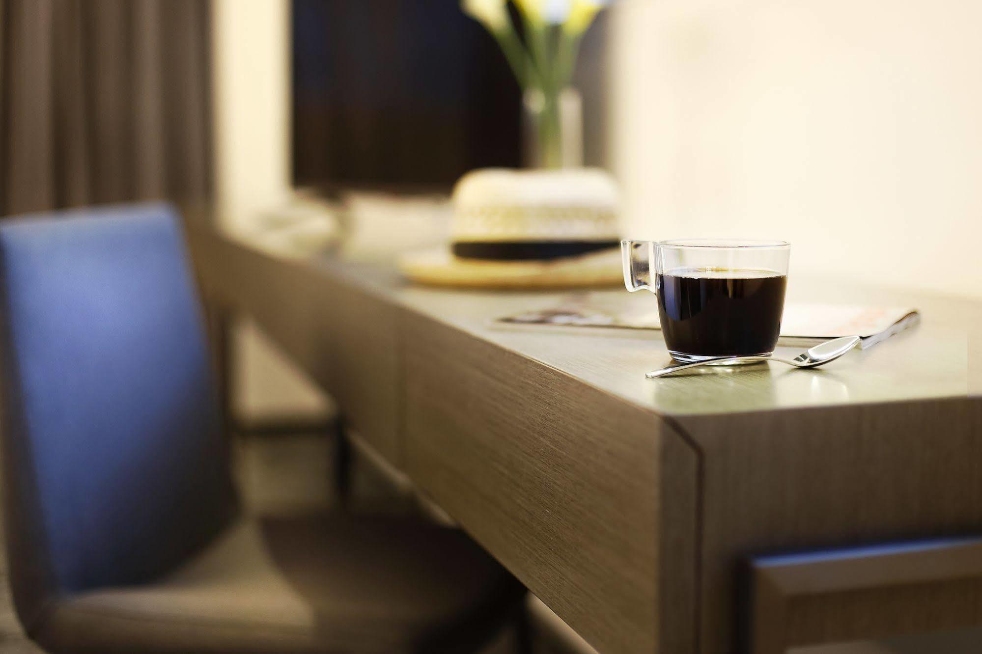 Отель Ease Tsuen Wan 4*